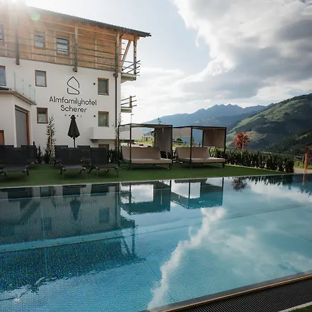 Almfamilyhotel Scherer 4*