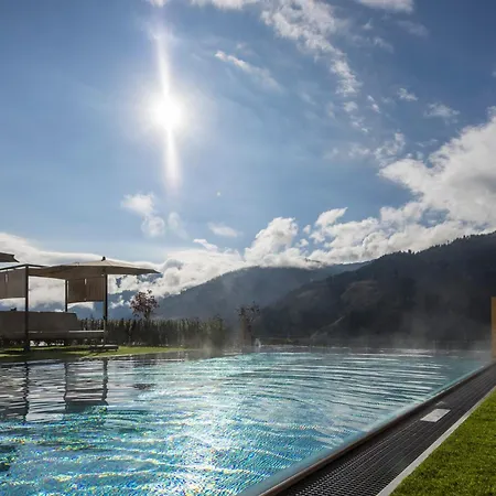 Almfamilyhotel Scherer 4* Obertilliach