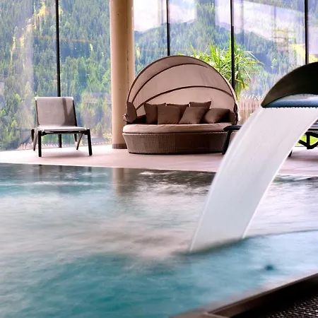 호텔 Almfamilyhotel Scherer 4*
