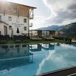 Almfamilyhotel Scherer 4*
