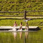 Almfamilyhotel Scherer Hotell