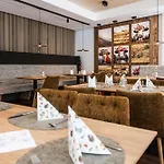 Almfamilyhotel Scherer 上蒂利阿赫